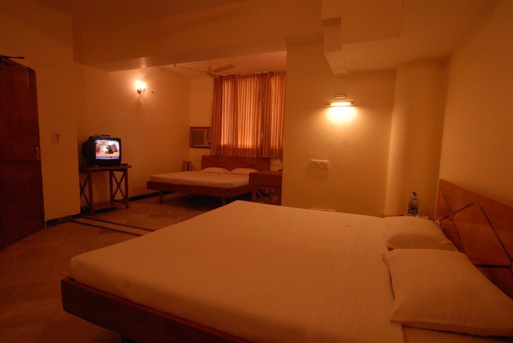 The Komfort Inn Chandīgarh Quarto foto