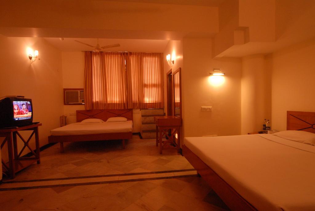 The Komfort Inn Chandīgarh Quarto foto